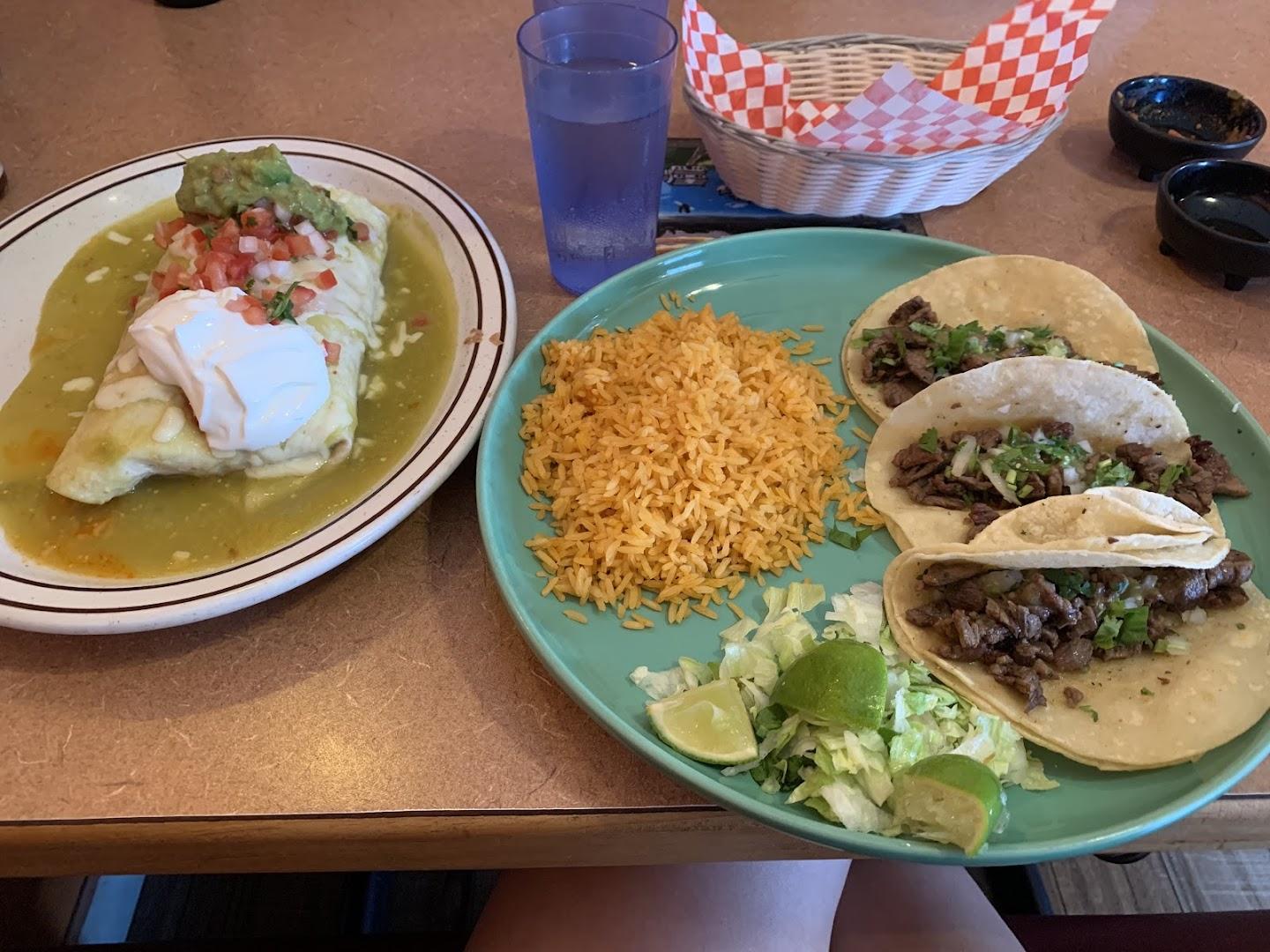 Los Compadres Mexican Restaurant